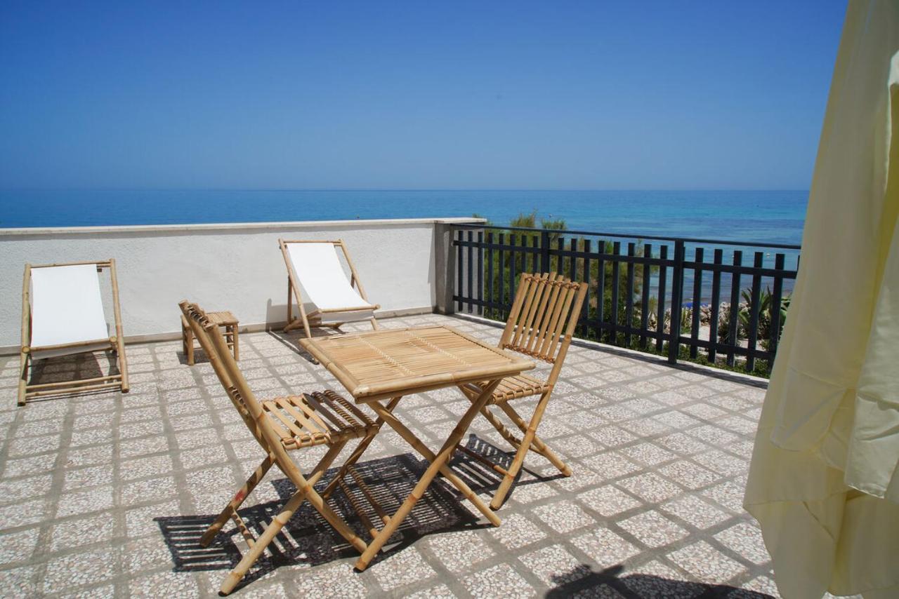 Aurelia Sea View Bed & Breakfast ตอร์เรกันเน ภายนอก รูปภาพ